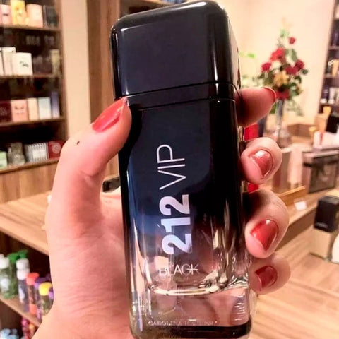 3 Perfumes + Regalo (Asad - 212 Vip Black - One Million)