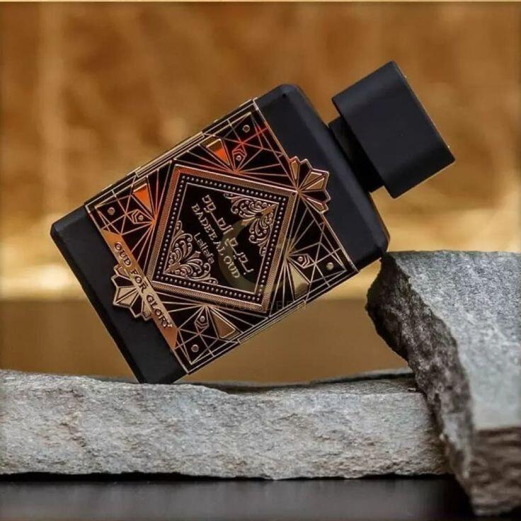 5 Perfumes + Regalo (Asad - Club - Khamrah - Oud for glory - Ombre)